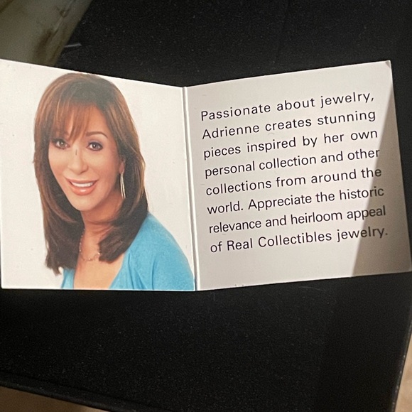 Real Collectibles by Adrienne Gold Chain with Horn Pendant - Picture 5 of 5